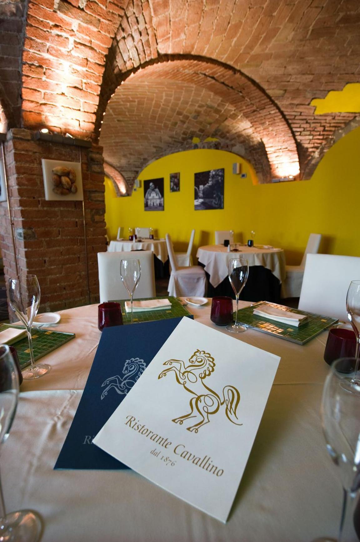 Albergo Cavallino 토르토나 외부 사진